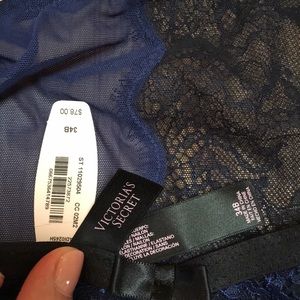 Victoria's Secret Intimates & Sleepwear - Stunning Blue and Black Fitted Lingerie Victoria's Secret Intimates & Sleepwear - Stunning Blue and Black Fitted Lingerie